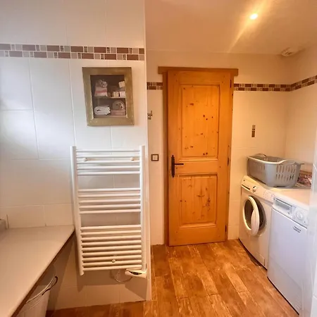 Charming Family For 8 People, With Private Hot Tub Les Clefs