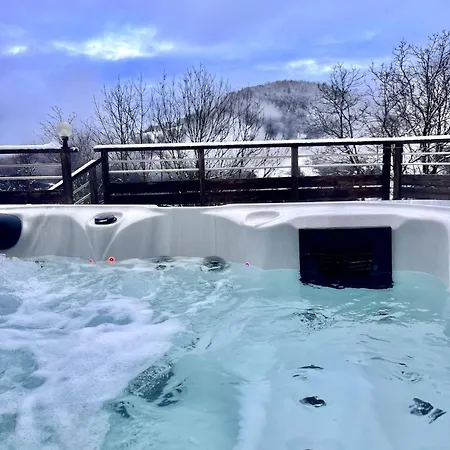 木屋 Charming Family For 8 People, With Private Hot Tub Les Clefs