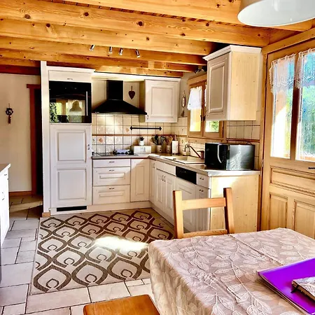Chalet Charming Family For 8 People, With Private Hot Tub