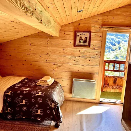 Charming Family For 8 People, With Private Hot Tub Chalet *