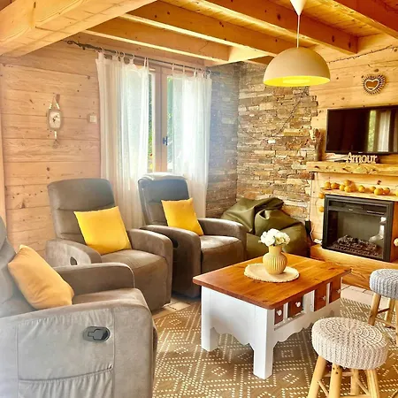 Charming Family For 8 People, With Private Hot Tub